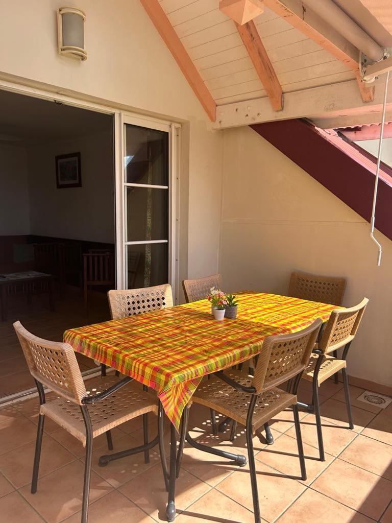 Appart T3 Village Vacances Sainte-Anne Courcelles Sucrerie Exterior foto