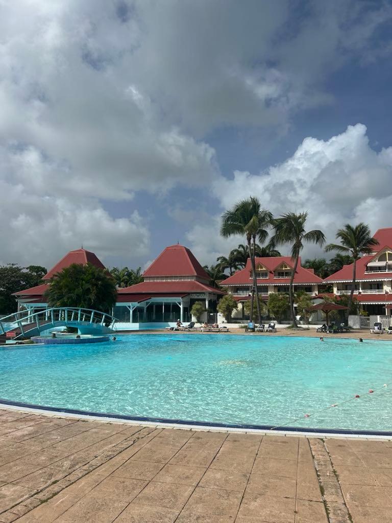 Appart T3 Village Vacances Sainte-Anne Courcelles Sucrerie Exterior foto